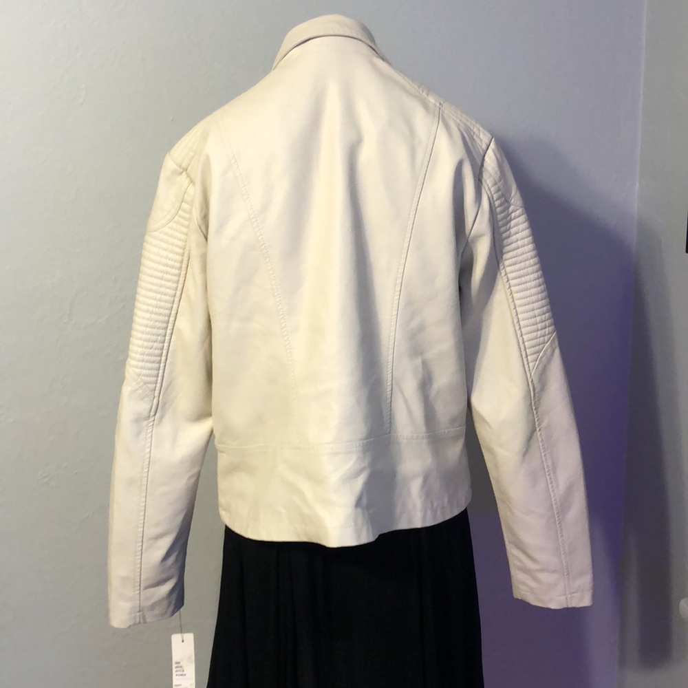 Apt 9 jacket - Picture 2 of 7